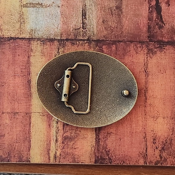 Upcycle Designer Belt Buckle. - Picture 3 of 3